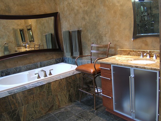 Baths contemporary-bathroom