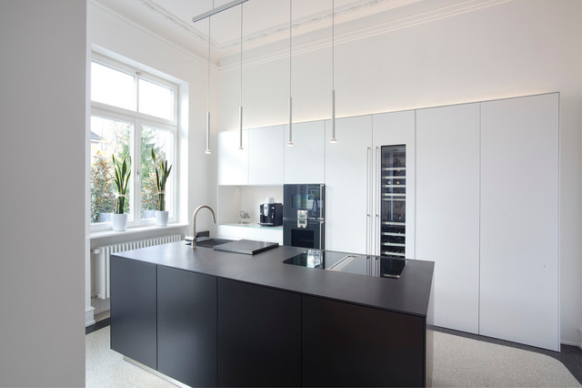 Referenzen contemporary-kitchen