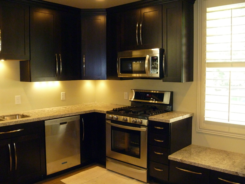 Transitional kitchen photo in Salt Lake City
