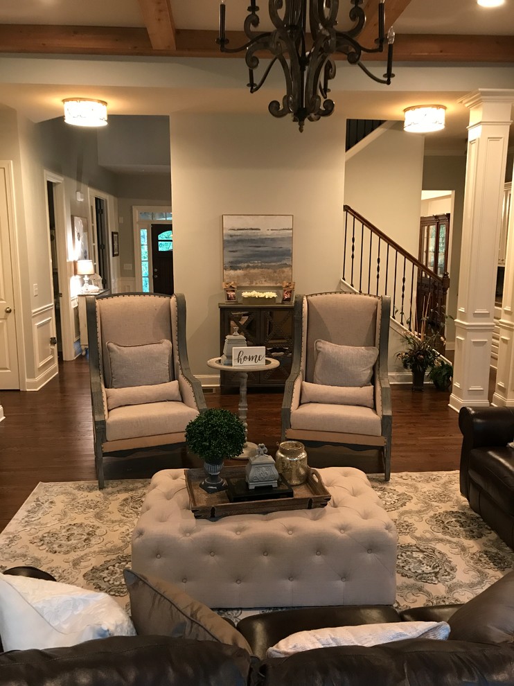 Transitional home design photo in Atlanta