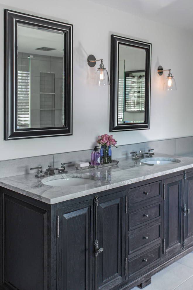 Inspiration for a transitional home design remodel in Boston