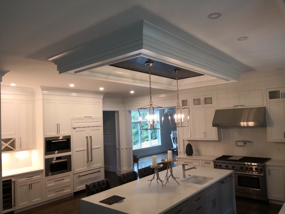 Kitchen - transitional kitchen idea in Boston