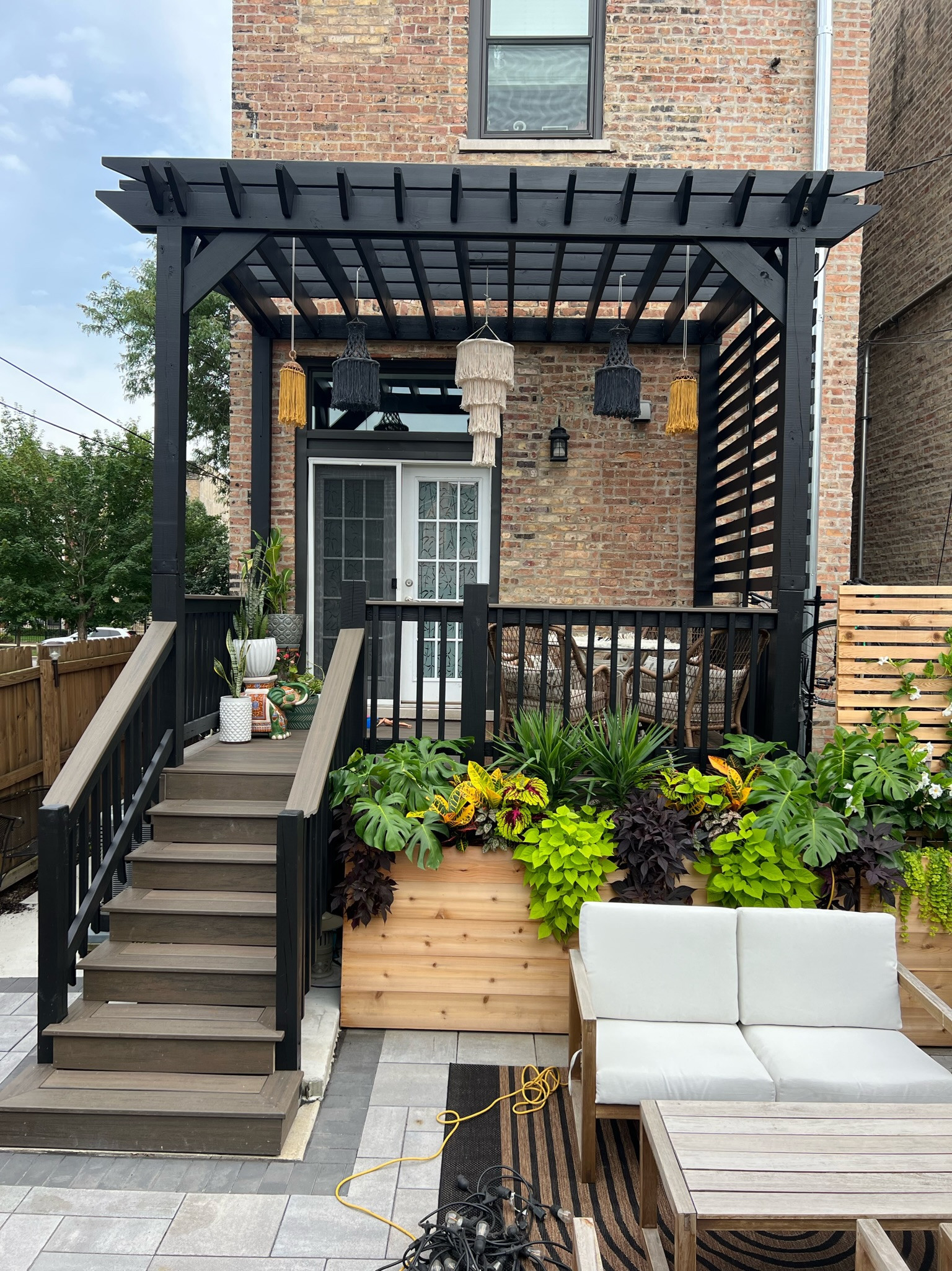 Bronzeville//Hydepark patio