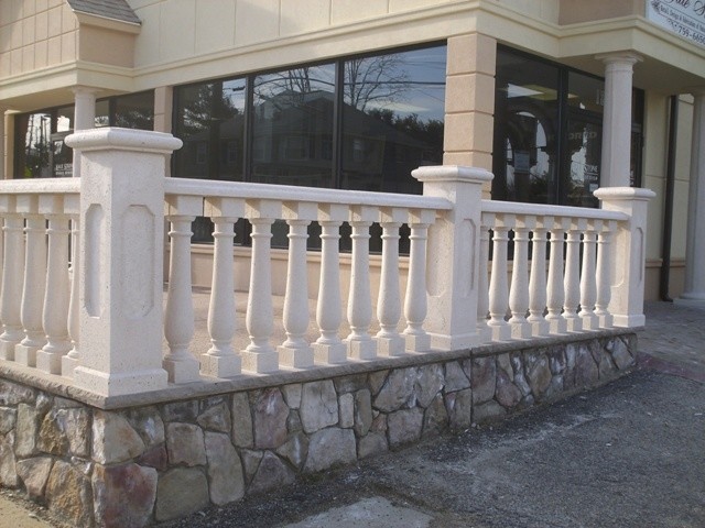 Concrete balustrade