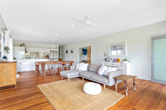 Mudjimba coastal-living-room