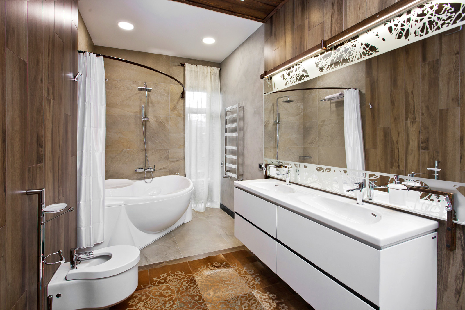 ФЬЮЖИН И ЭКЛЕКТИКА