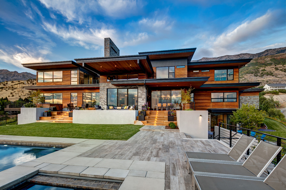 Inspiration for a contemporary home design in Salt Lake City.