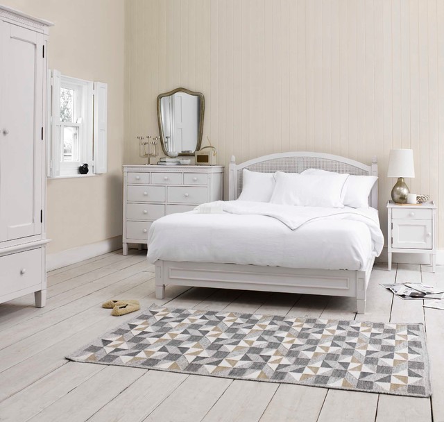 Bedrooms shabby-chic-style-bedroom
