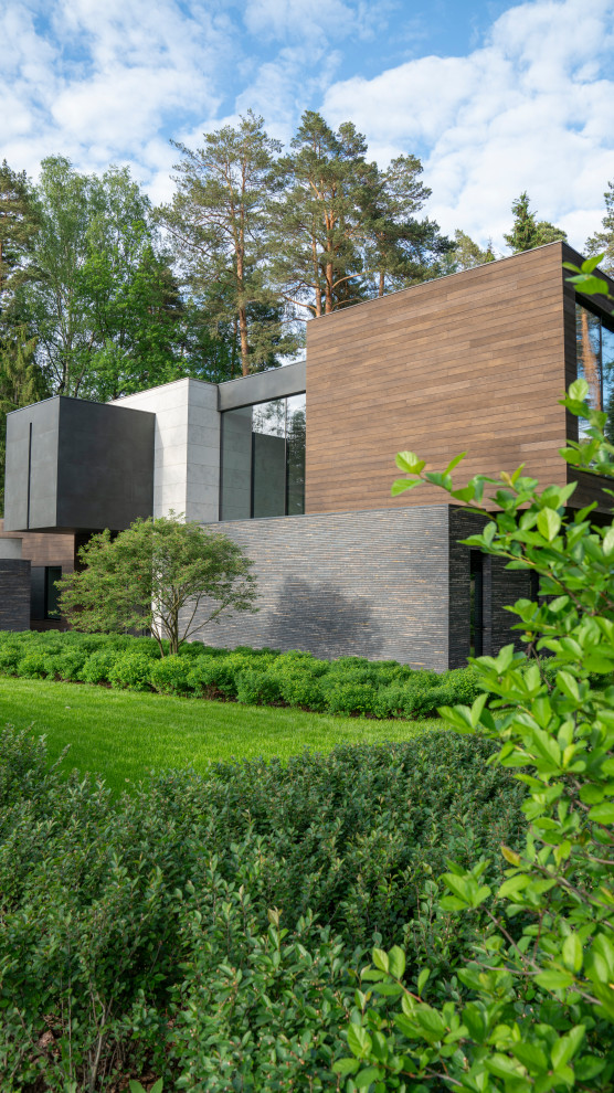 В гармонии с лесом. Модернистский сад. КП Новоуспенский 2020 г