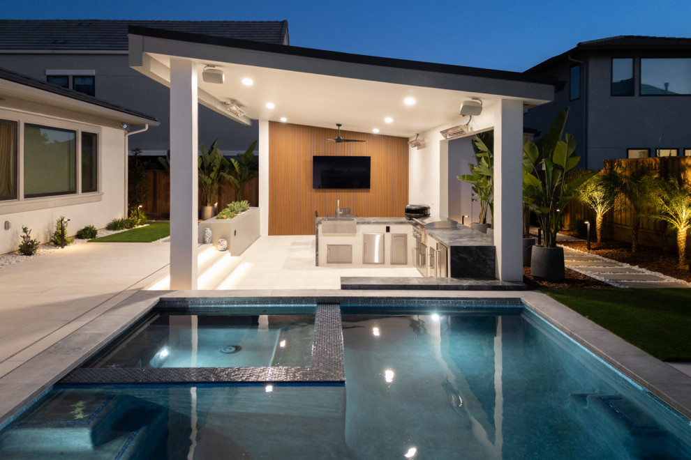 Borello Estates - Pool Party Place