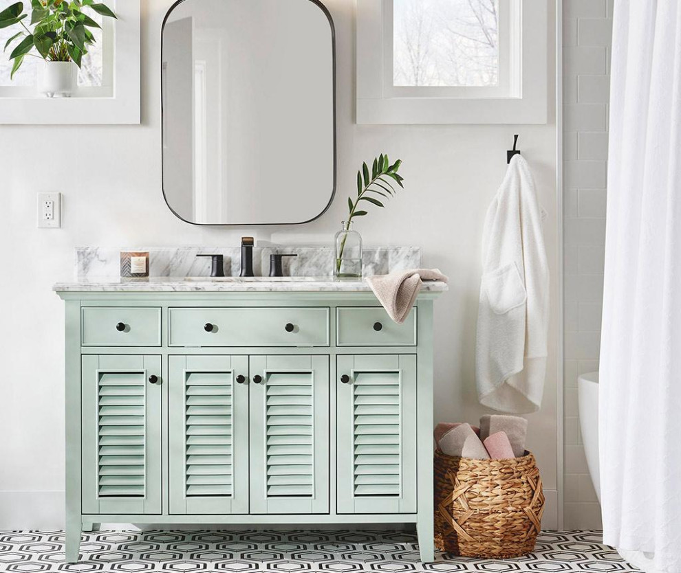 Inspiration for a transitional home design remodel in Austin