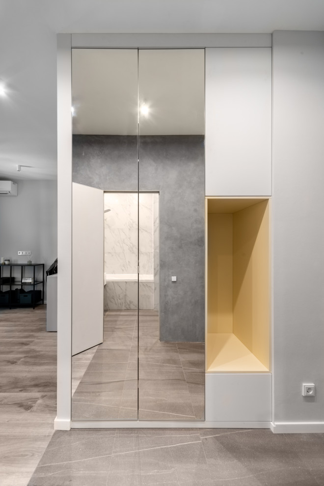 Прихожая в ЖК "Царская Площадь"