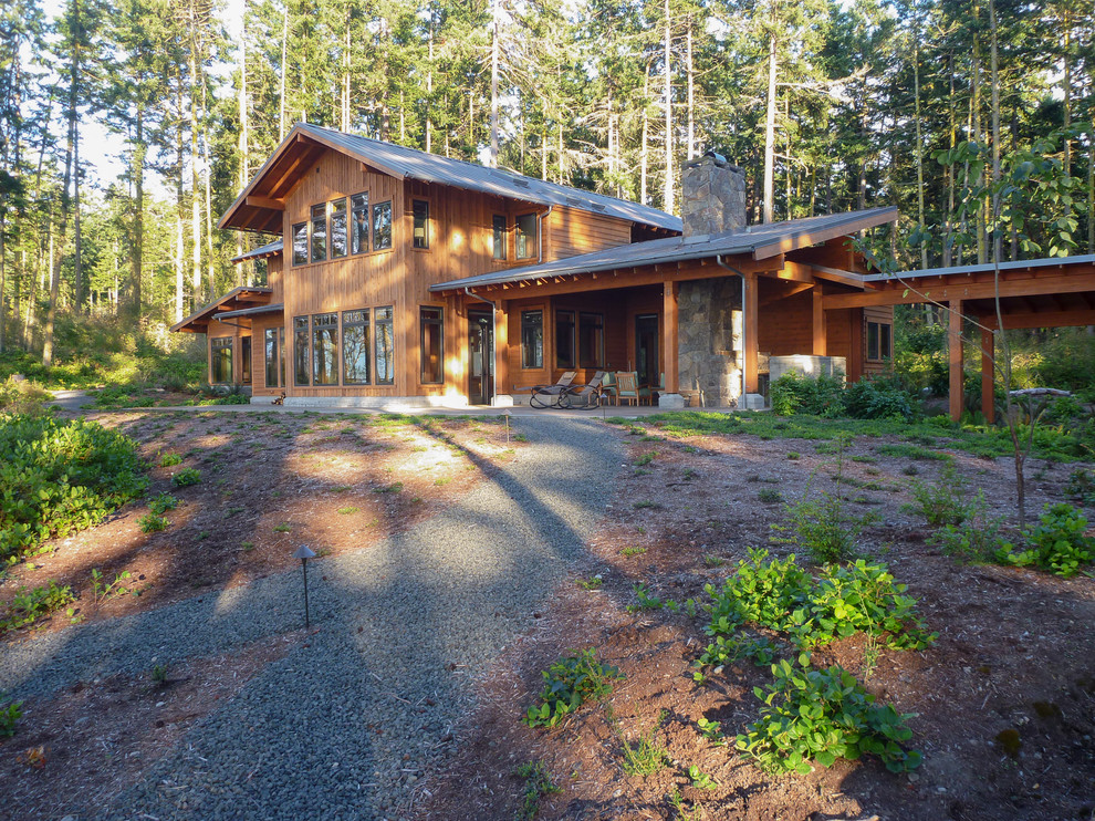 Home design - rustic home design idea in Seattle
