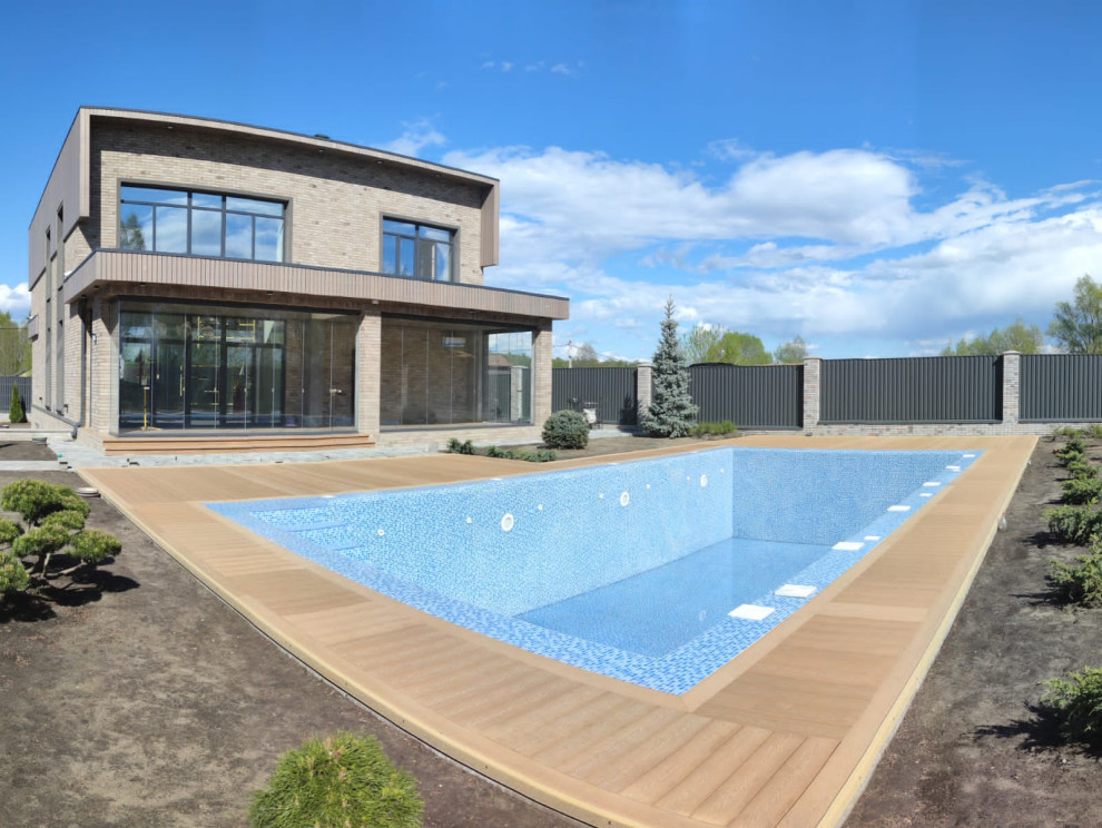 Благоустройство территории вокруг бассейна