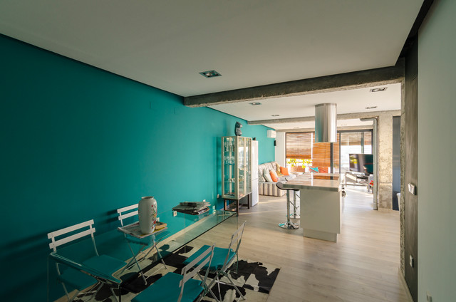 Espacio principal industrial-living-room