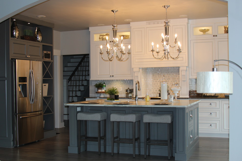 Inspiration for a transitional kitchen remodel in Indianapolis