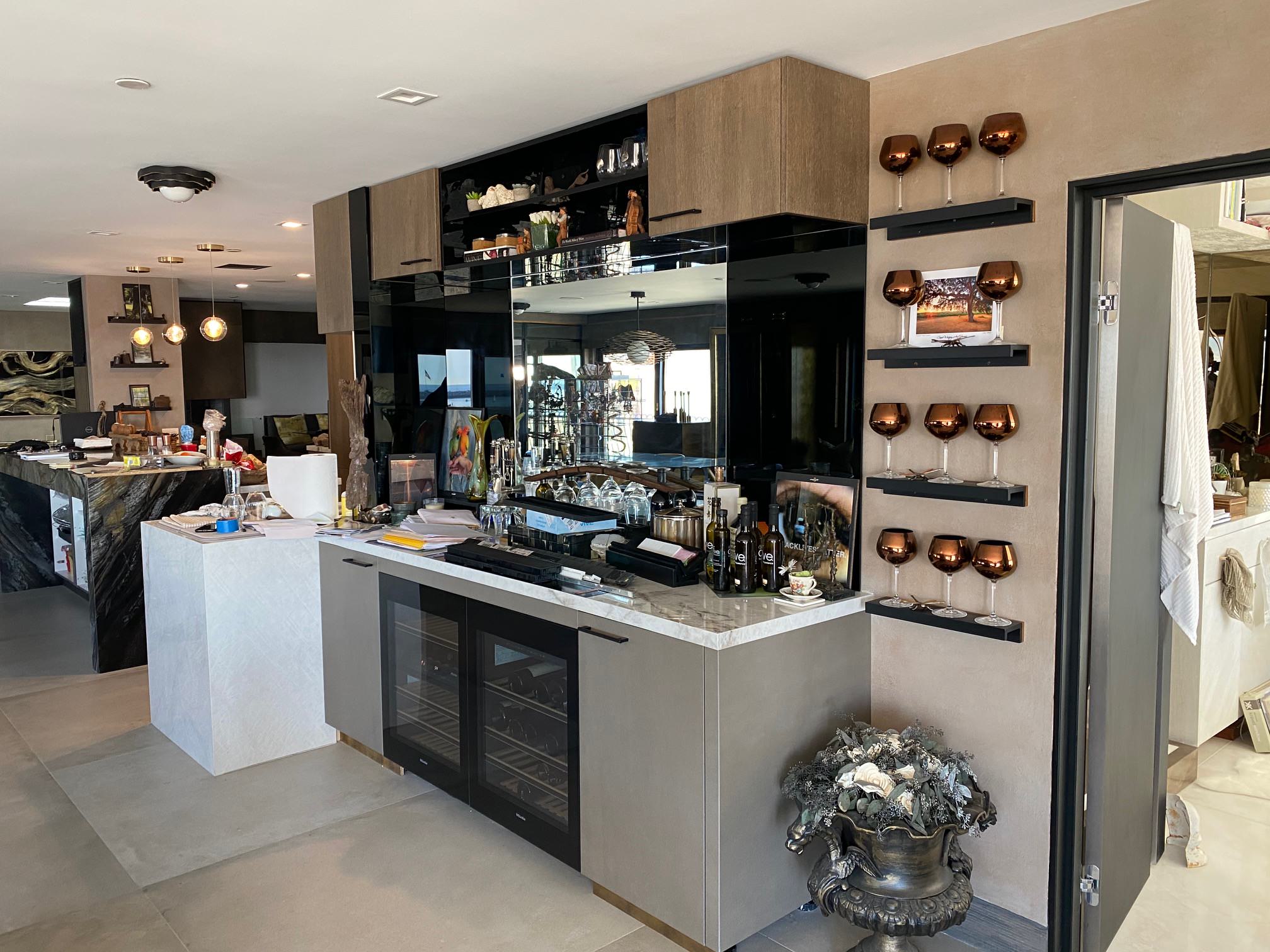 Gore Kitchen, Bathroom, Entertainment, and Back Ends