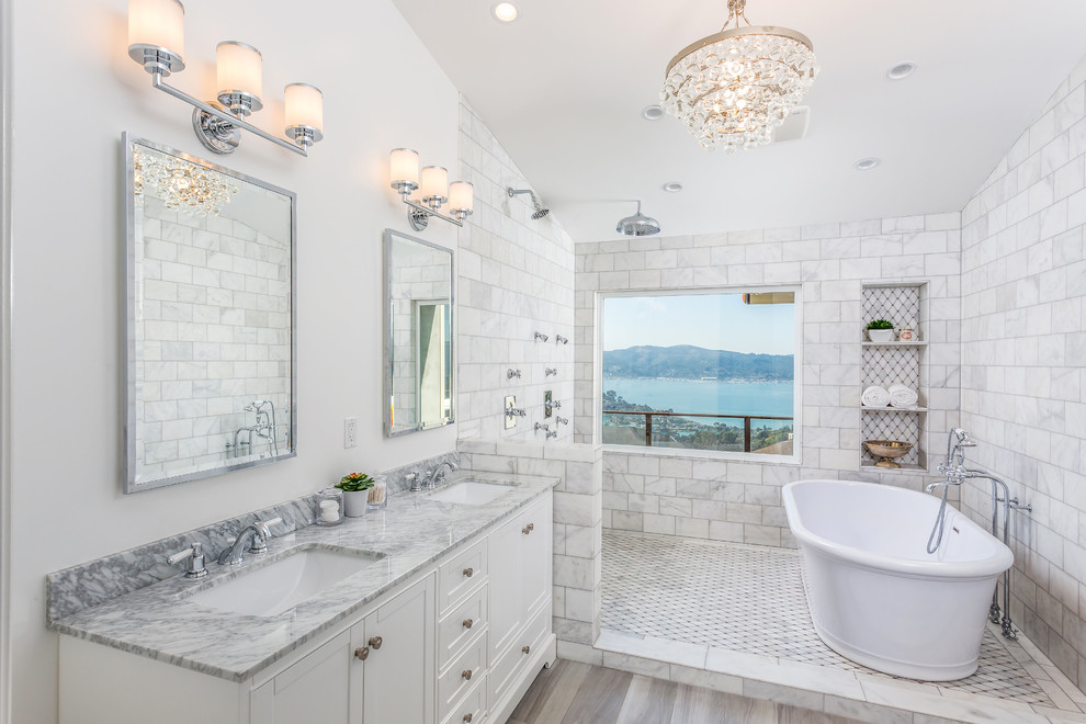 Example of a transitional bathroom design in San Francisco