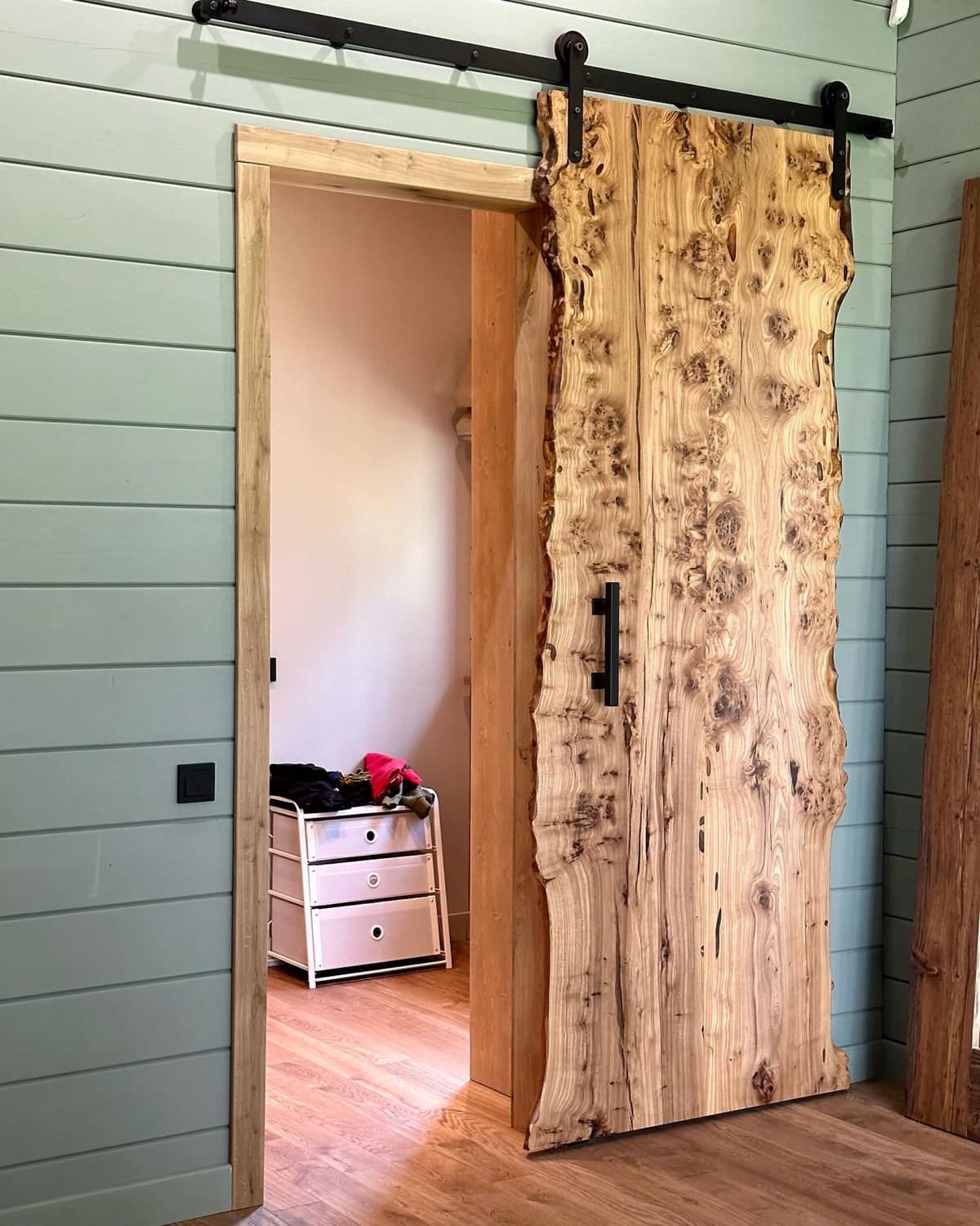 Мебель на заказ проект КП Изумруд