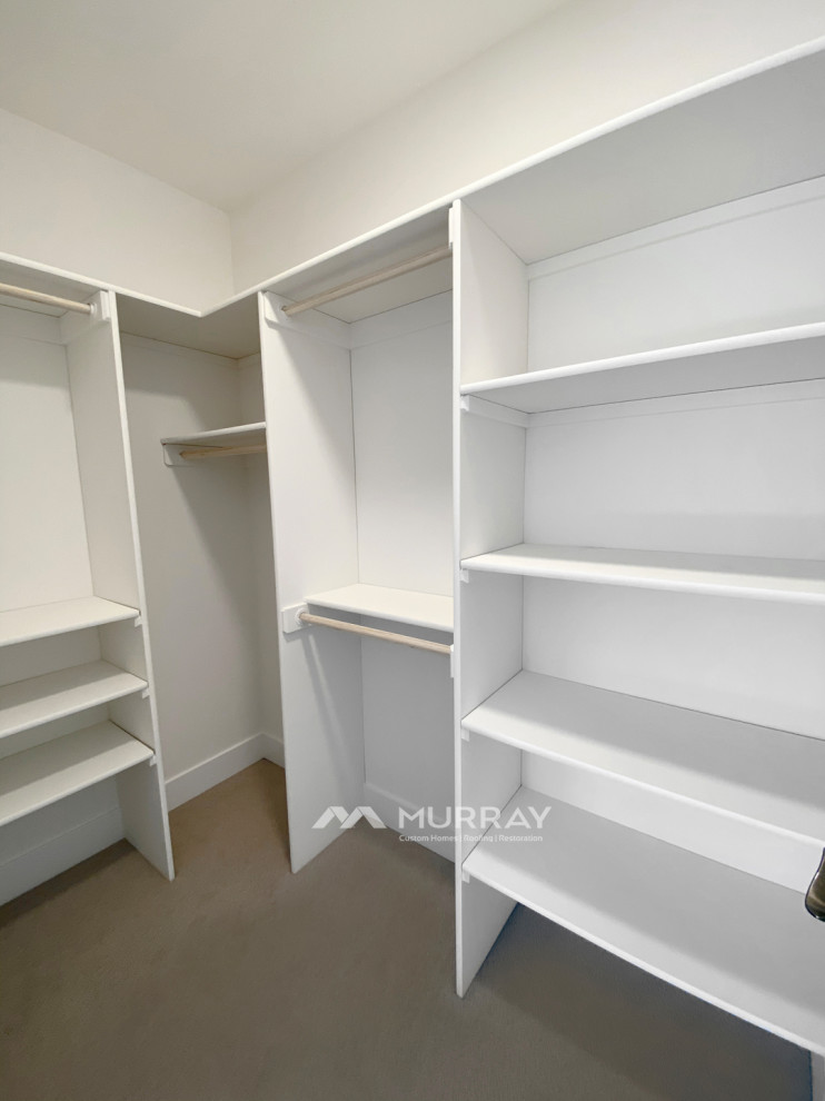 Closet - transitional closet idea
