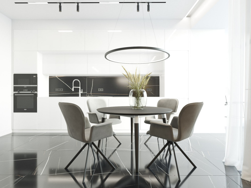 Черно-белая история