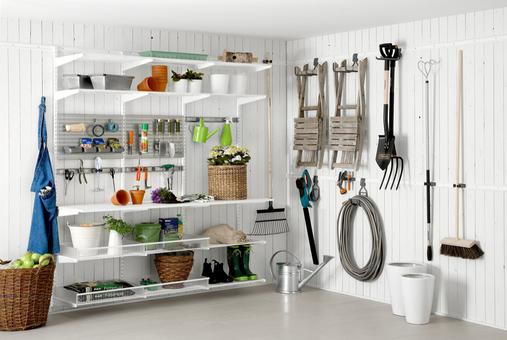 Гараж с элементами elfa