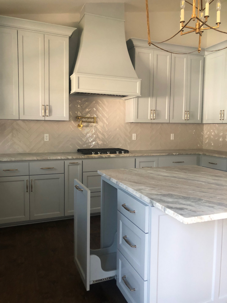 Stunning Kitchen With Custom Storage