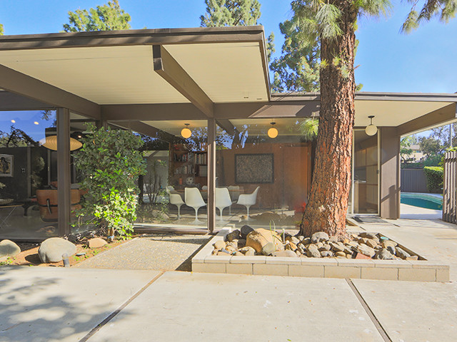 Inspiration for a midcentury exterior in Orange County.