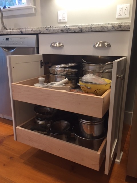 Inspiration for a transitional kitchen remodel in New York