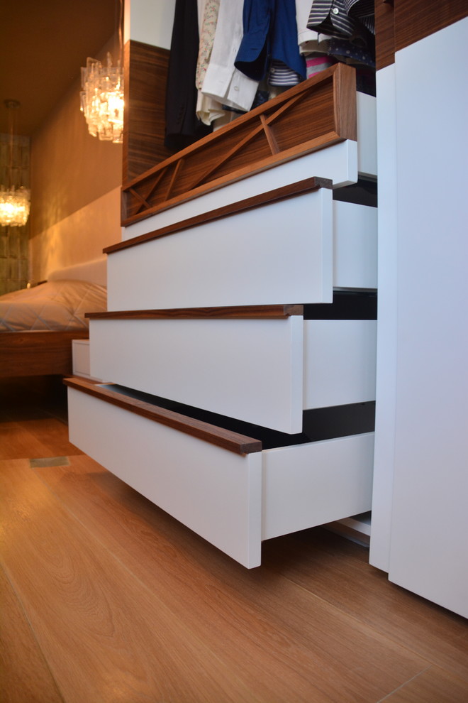 платяной шкаф