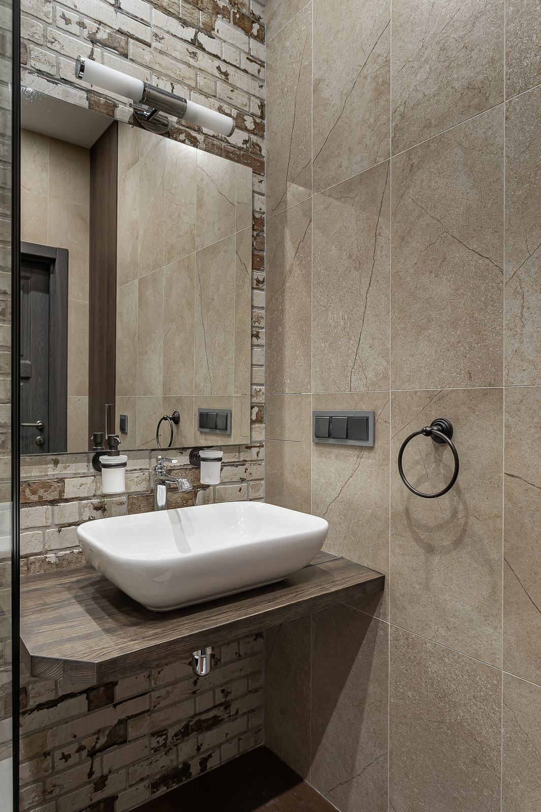 " АВИАТОР. В-1."