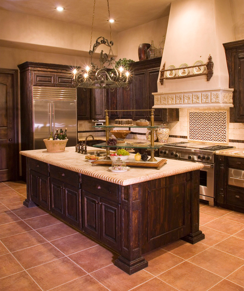 Example of a mountain style kitchen design in Austin