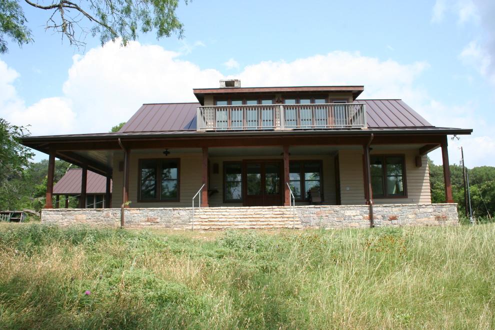 Home design - rustic home design idea in Austin