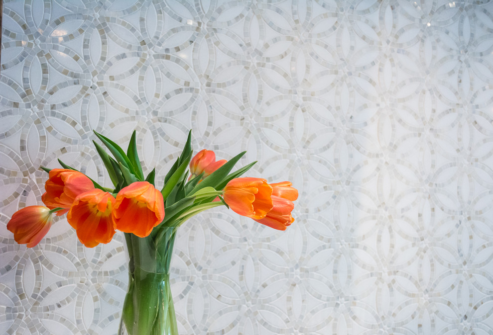 Inspiration for a transitional kitchen remodel in Austin with white backsplash and stone tile backsplash