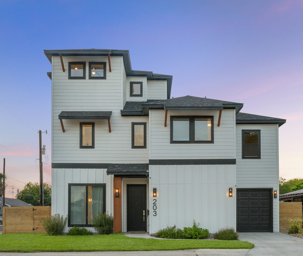 203 Denver Blvd