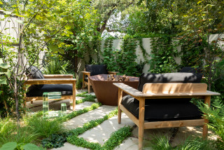 15 Ways to Carve Out a Secluded Outdoor Seating Area (15 photos)