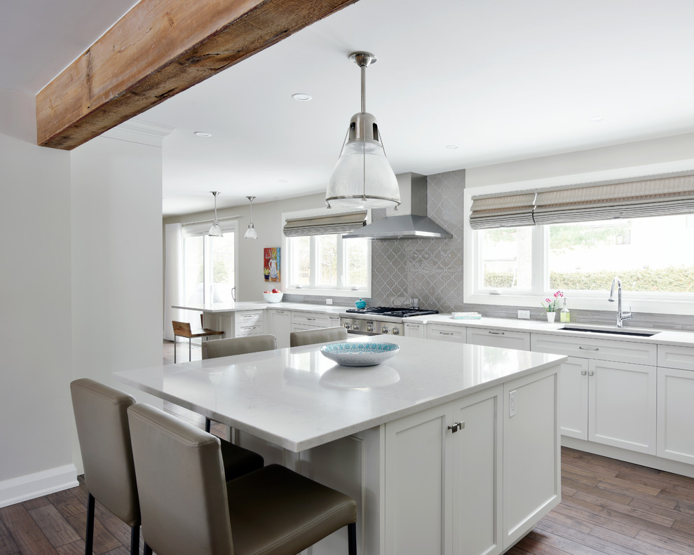 Transitional kitchen photo in Toronto
