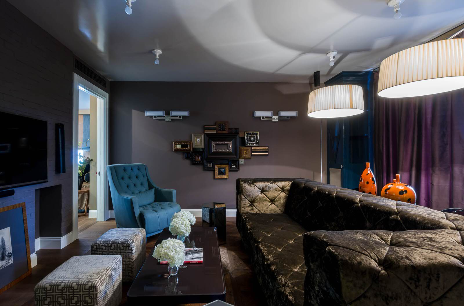 Холостяцкая квартира в центре Москвы