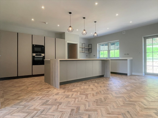 Cloe Kitchen. modern-kitchen