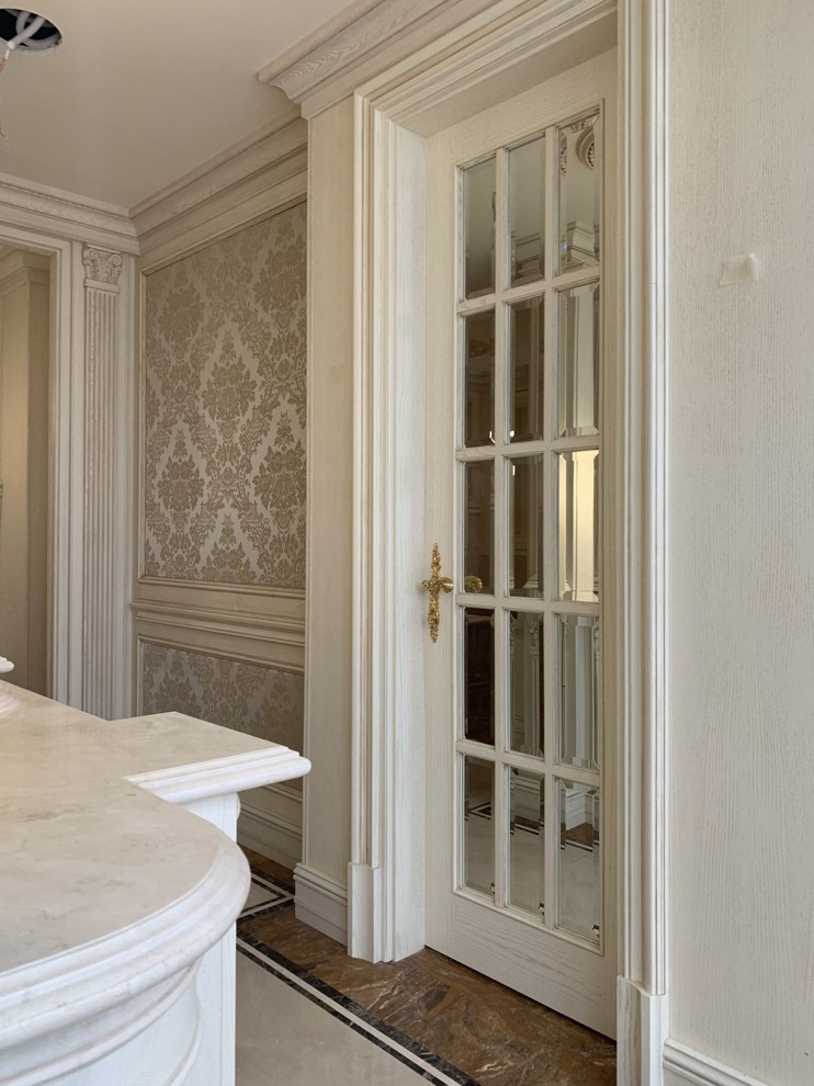 Деревянный интерьер квартиры