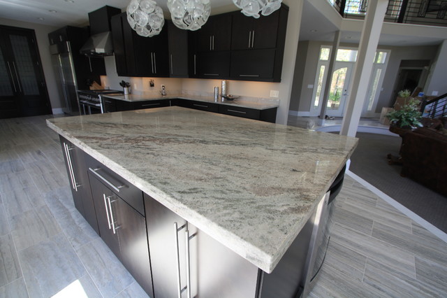 Mocha Vyara Granite Modern Kitchen Cleveland By