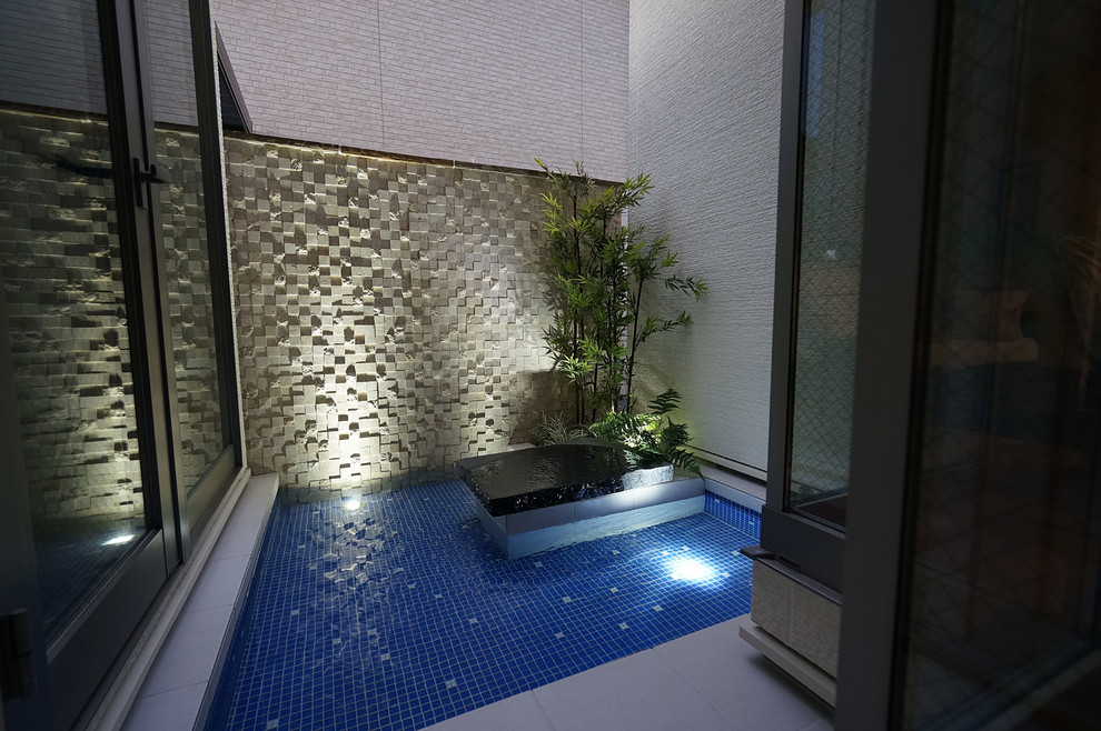 Photo of an asian patio in Tokyo Suburbs.