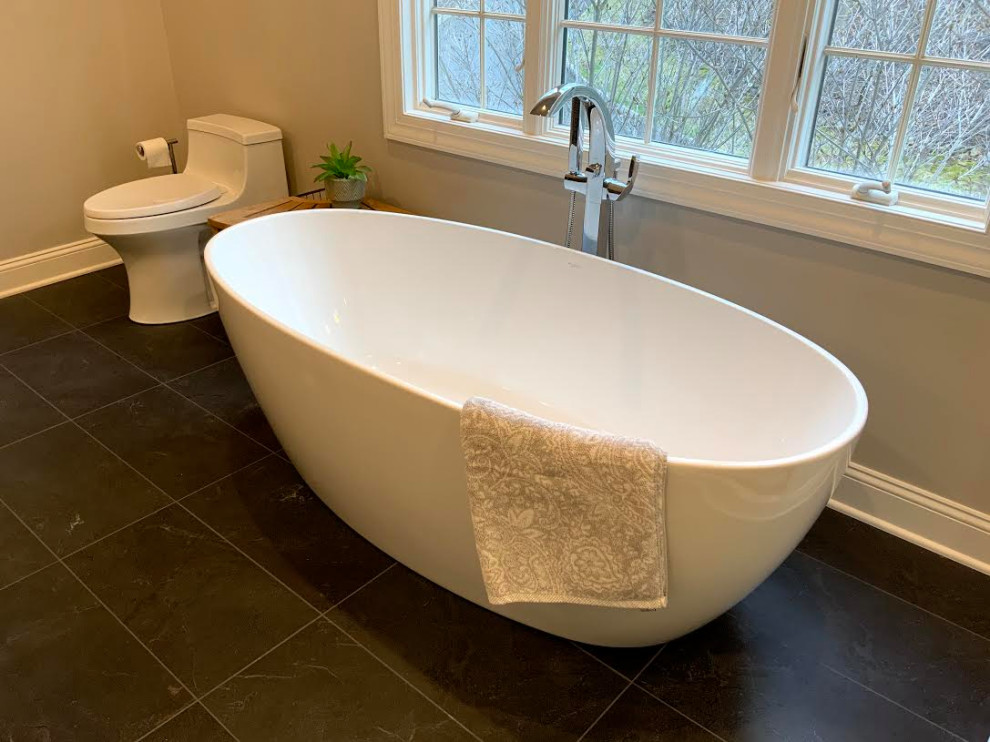 Transitional Bathroom