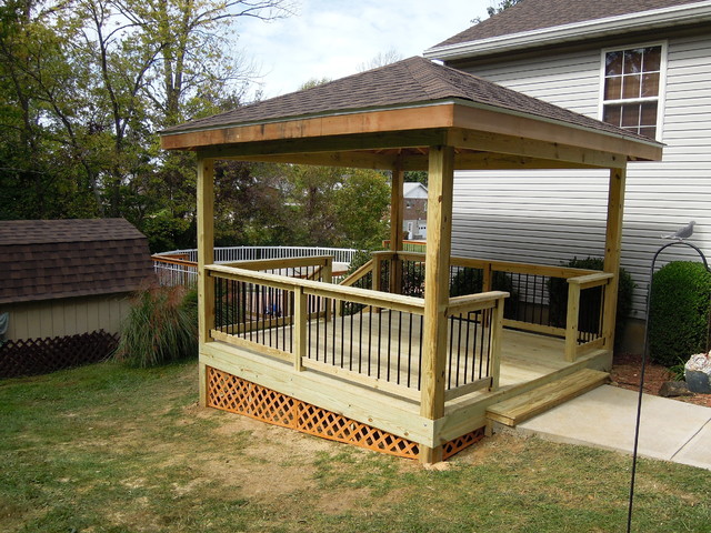 Pagoda Style Deck W Pyramid Roof Alexandria Ky Area Modern