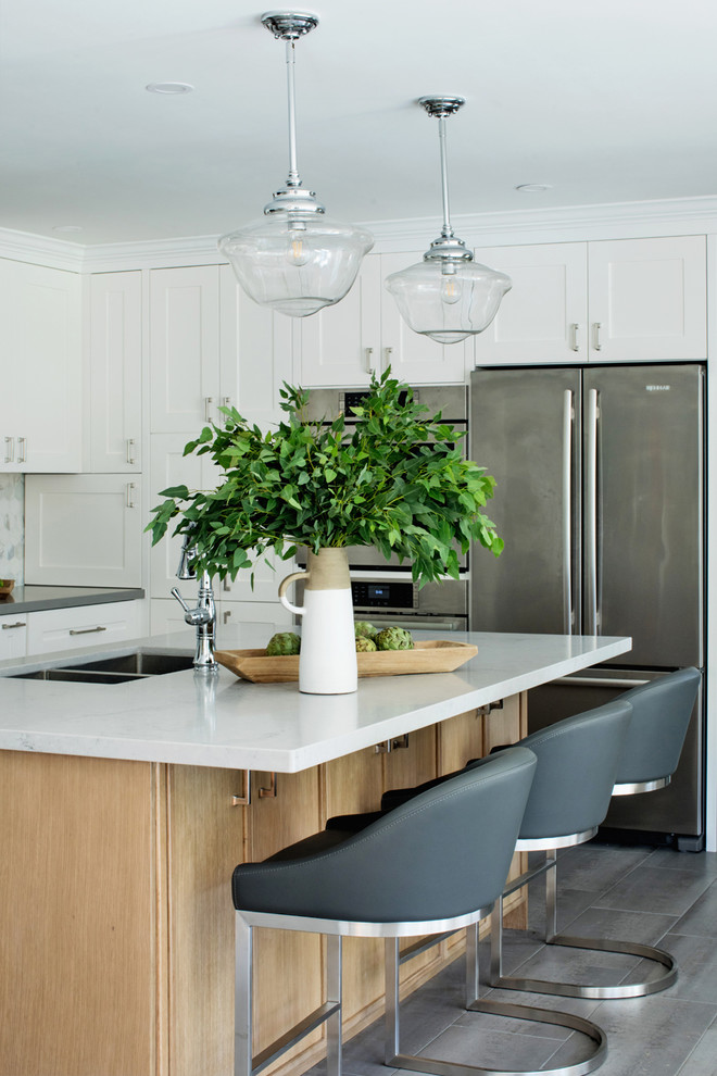 Inspiration for a transitional kitchen remodel in Toronto