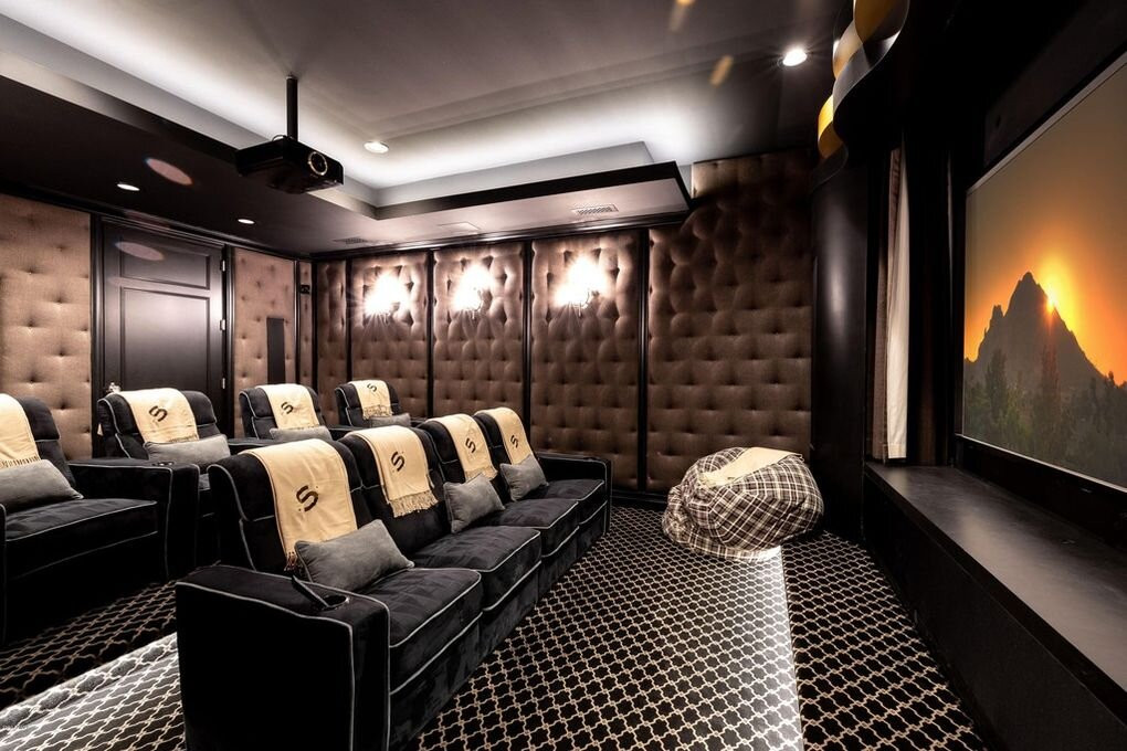 Paradise Valley Mansion as 1099 to PHX Architecture