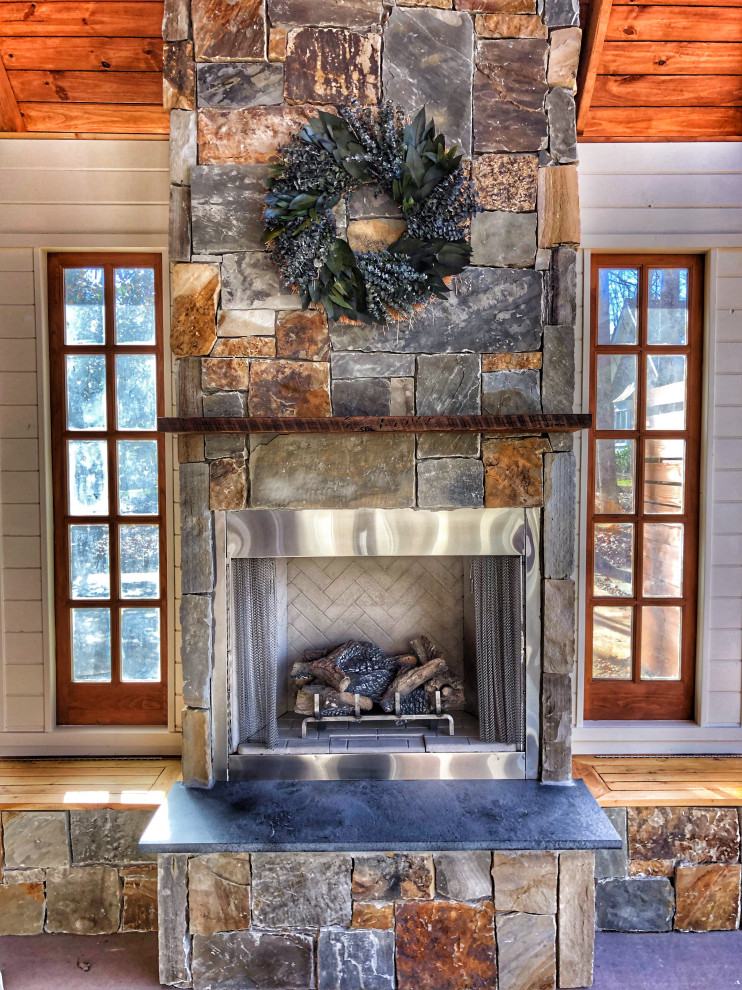 Home design - transitional home design idea