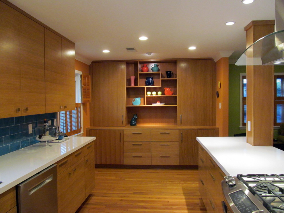 1950s kitchen photo in Houston
