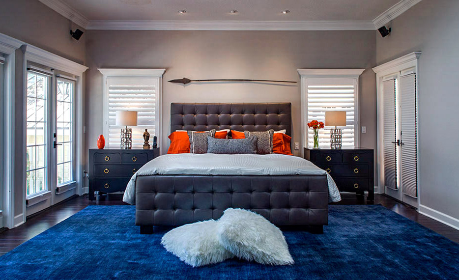 Mid-sized transitional master bedroom in Tampa with grey walls, dark hardwood floors and brown floor.