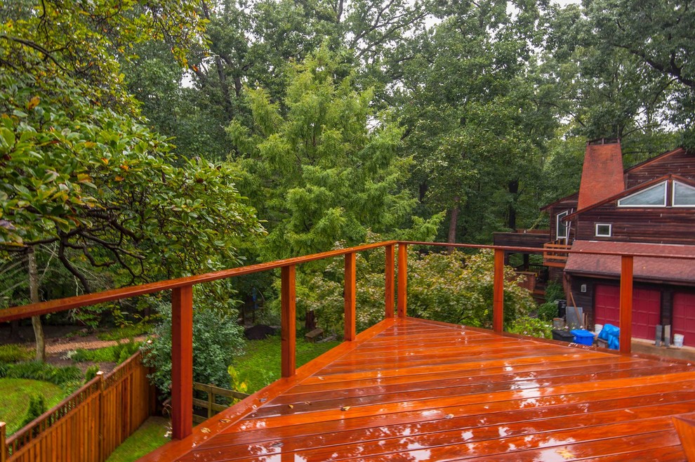 Transitional home design photo in DC Metro